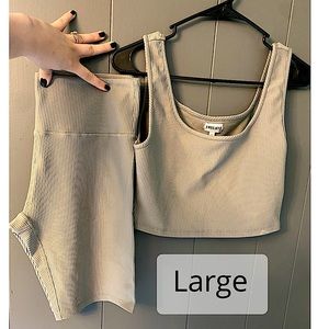 biker short w/ matching sports bra